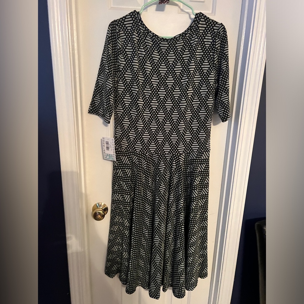 NWT Lularoe Nicole dress